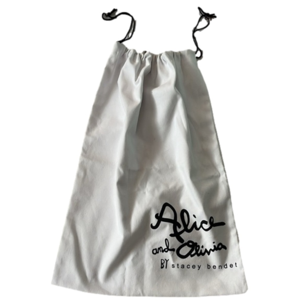 Alice + Olive white drawstring / dust bag with black writing